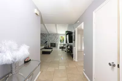 11858 Haro Ave, Downey, CA 90241 - Photo 9