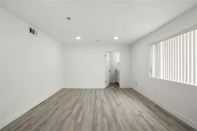 8744 Burnet Avenue #14, North Hills, CA 91343 - Photo 13