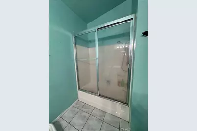 7900 Pinyon Ave, Fontana, CA 92336 - Photo 21