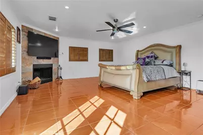 1324 E Turmont, Carson, CA 90746 - Photo 37