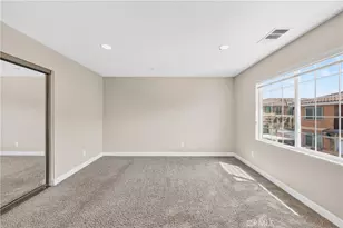 16408 Valencia, Fontana, CA 92335 - Photo 15