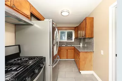 6249 Hollenbeck, Huntington Park, CA 90255 - Photo 9