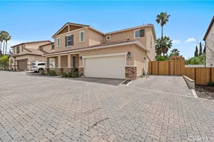 11755 Fenton, Sylmar, CA 91342 - Photo 1