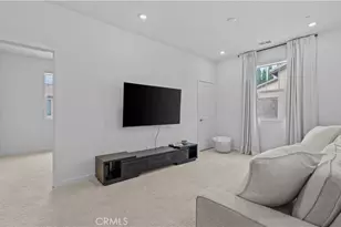 11755 Fenton, Sylmar, CA 91342 - Photo 19