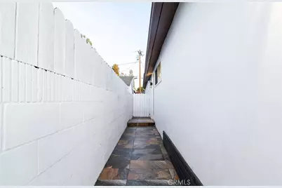 9246 Manzanar, Downey, CA 90240 - Photo 35