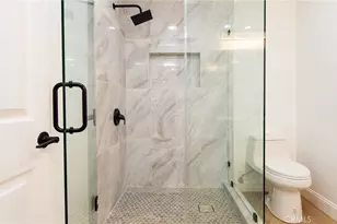 9246 Manzanar Ave, Downey, CA 90240 - Photo 29