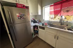 281 E 48th St, Los Angeles, CA 90011 - Photo 5