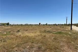 1080 Danbury, Pinon Hills, CA 92372 - Photo 1