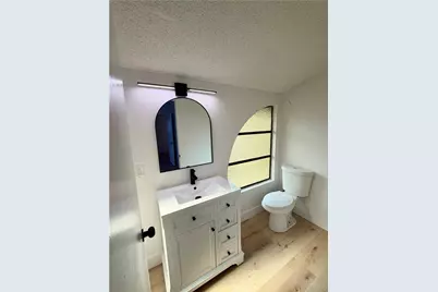 400 S Flower #8, Orange, CA 92868 - Photo 15