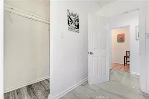 9027 Menlo, Los Angeles, CA 90044 - Photo 15