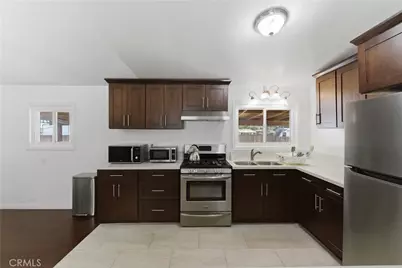 21136 Denise Court, Wildomar, CA 92595 - Photo 7