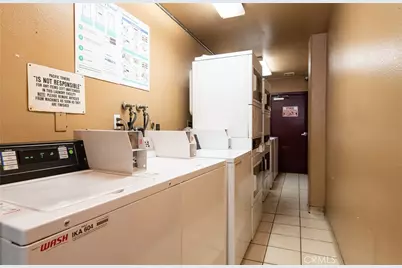 225 W 6th #405, Long Beach, CA 90802 - Photo 11