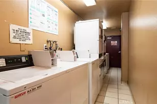 225 W 6th, Long Beach, CA 90802 - Photo 11