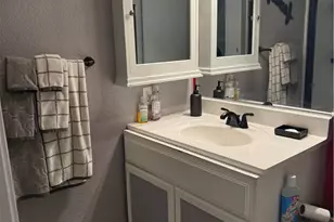 13412 Fox Point Rd, Victorville, CA 92392 - Photo 15