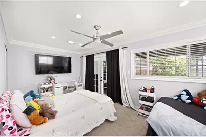 11213 Haskell Avenue, Granada Hills, CA 91344 - Photo 17