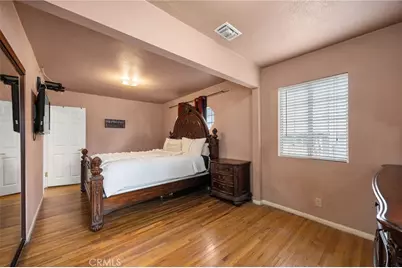 11213 Haskell Avenue, Granada Hills, CA 91344 - Photo 25