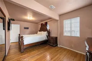 11213 Haskell Ave, Granada Hills, CA 91344 - Photo 25