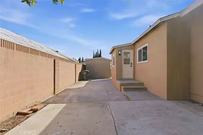 608 Davis, Montebello, CA 90640 - Photo 39
