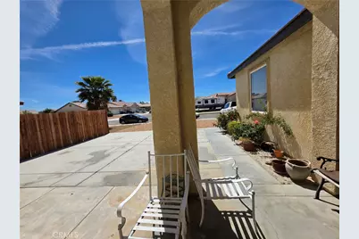 10786 Thorndale, Adelanto, CA 92301 - Photo 3