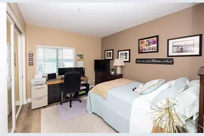 1516 Pacific Coast, Huntington Beach, CA 92648 - Photo 5