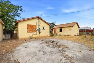 1946 E Clinton, Fresno, CA 93703 - Photo 3