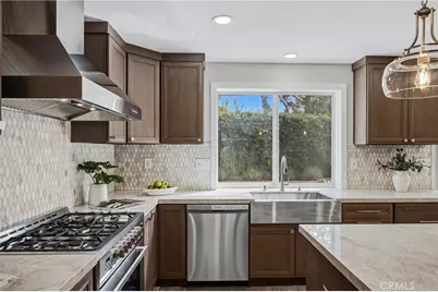 6 Hemingway Court, Rancho Santa Margarita, CA 92679 - Photo 3