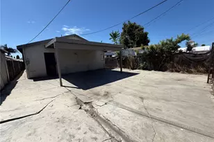 1803 E 106th St, Los Angeles, CA 90002 - Photo 15