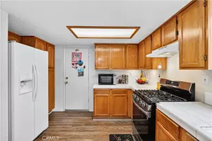 12824 Appian, Victorville, CA 92395 - Photo 15