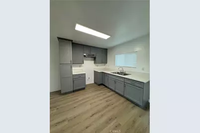 7240 Richfield, Paramount, CA 90723 - Photo 17