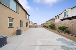 4974 Deer Grass Dr, Fontana, CA 92336 - Photo 37