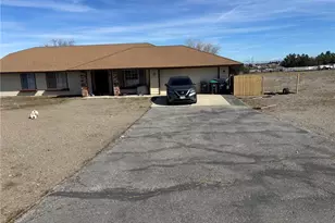 9591 Colfax Rd, Phelan, CA 92371 - Photo 23