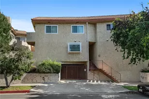 6438 Hazeltine Ave, Van Nuys, CA 91401 - Photo 3