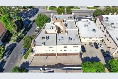 6438 Hazeltine Avenue #6, Van Nuys, CA 91401 - Photo 27