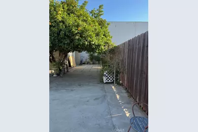 416 E 31st Street, Los Angeles, CA 90011 - Photo 27