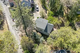 1106 Grass Valley Rd, Lake Arrowhead, CA 92352 - Photo 15