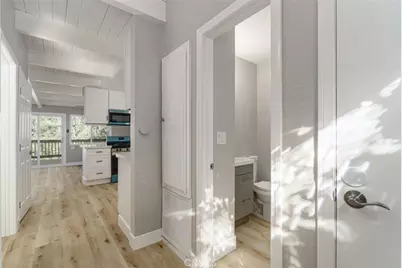 1106 Grass Valley Road, Lake Arrowhead, CA 92352 - Photo 9