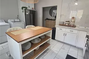 2532 2530-2532 Wabash Ave, County - Los Angeles, CA 90033 - Photo 5