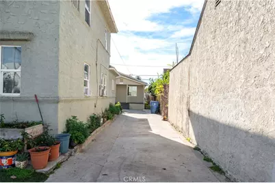 1438 E 20th Street, Los Angeles, CA 90011 - Photo 43