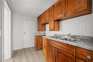 1438 E 20th St, Los Angeles, CA 90011 - Photo 21