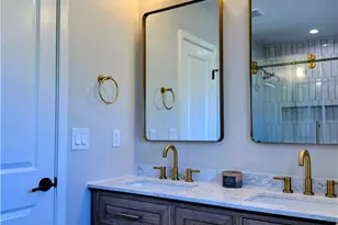 8002 San Leon Cir, Buena Park, CA 90620 - Photo 11