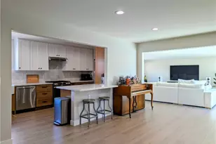 8002 San Leon Cir, Buena Park, CA 90620 - Photo 5