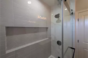 8002 San Leon Cir, Buena Park, CA 90620 - Photo 11