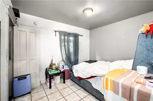 949 Hollins St, Los Angeles, CA 90023 - Photo 17