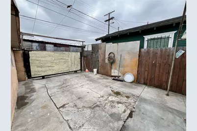 5852 S Olive Street, Los Angeles, CA 90003 - Photo 27