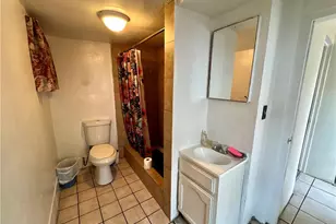 5852 S Olive St, Los Angeles, CA 90003 - Photo 19