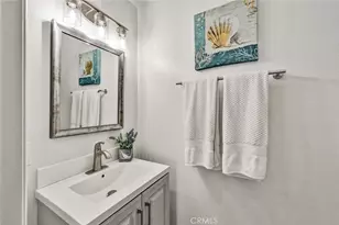 2390 Sunningdale Dr, Tustin, CA 92782 - Photo 13