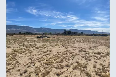 10794 Palomar, Lucerne Valley, CA 92356 - Photo 3