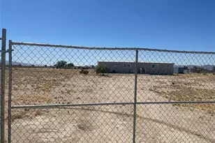10794 Palomar, Lucerne Valley, CA 92356 - Photo 13