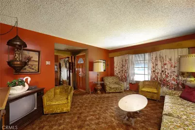 8548 Paramount Boulevard, Downey, CA 90240 - Photo 5