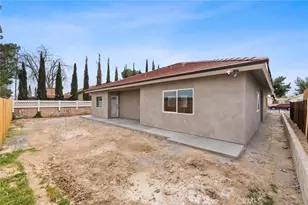 15688 Kingswood, Victorville, CA 92392 - Photo 3
